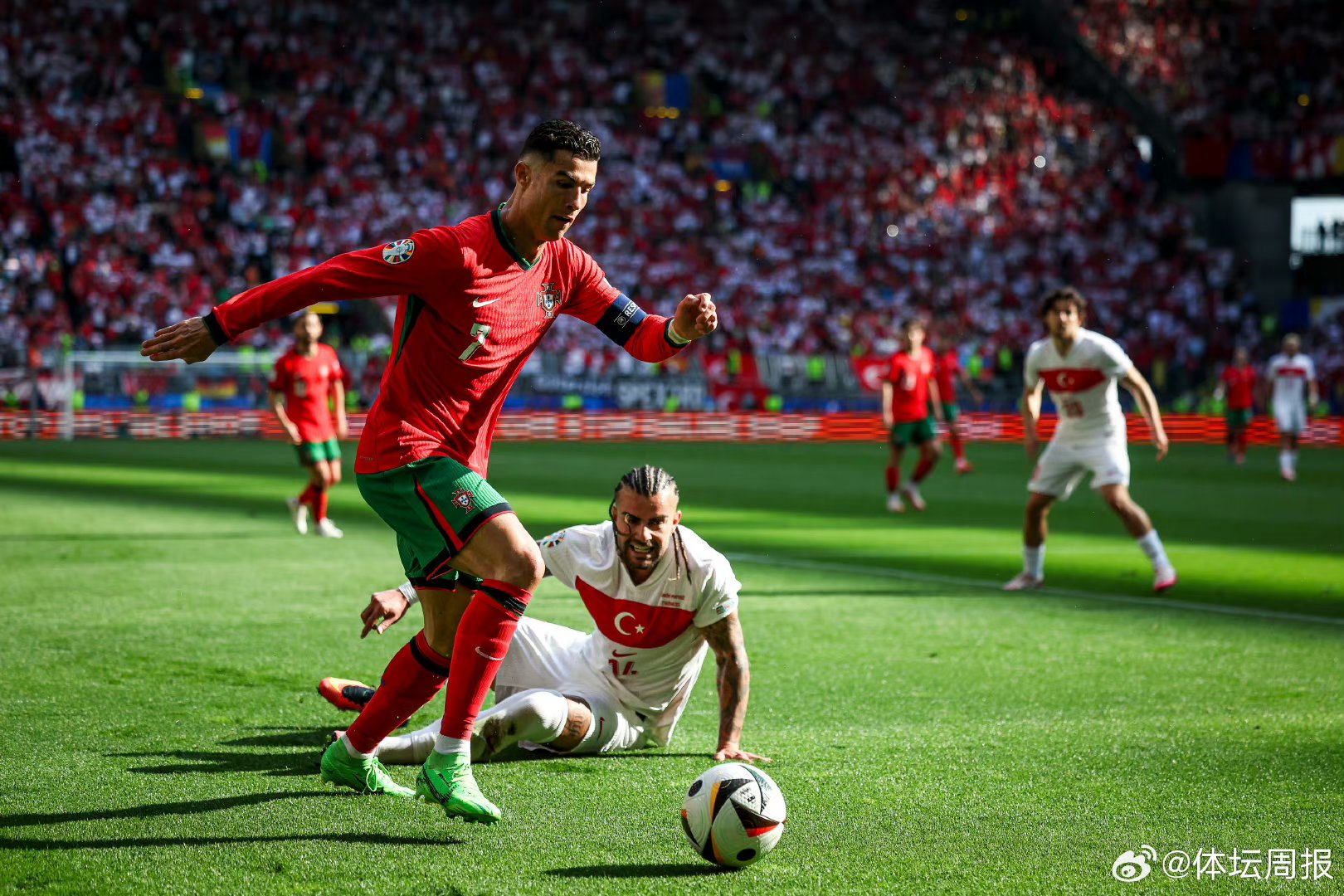 C7娱乐-包含克罗托内主场大胜佛罗伦萨，球队备战下一场的词条